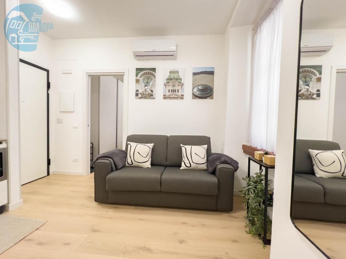 Piazza Della Borsa 3C Tirabora Short Rent Apartment Trieste Exterior photo
